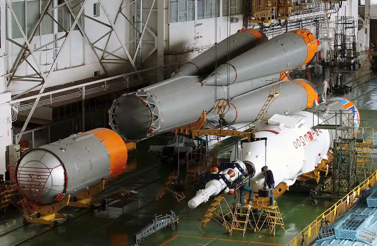 Russia and China consider nuclear power plant on moon