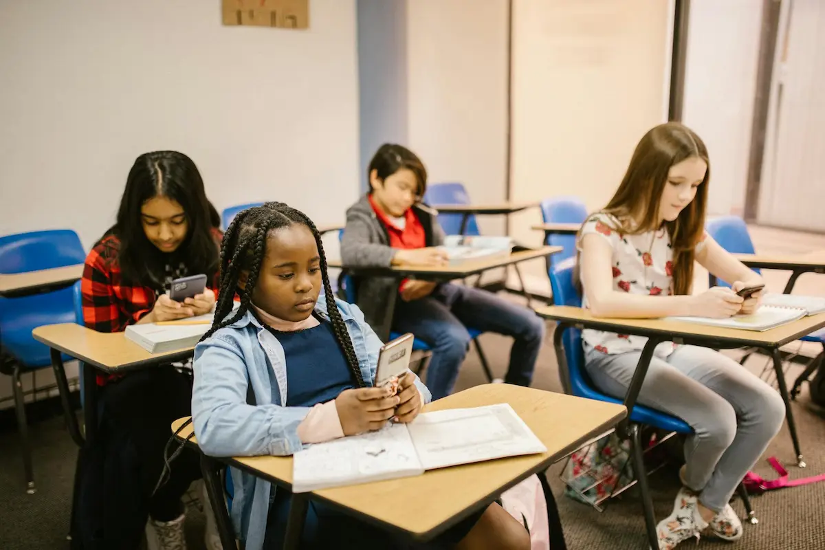 UK survey shows almost half of kids don’t want the internet